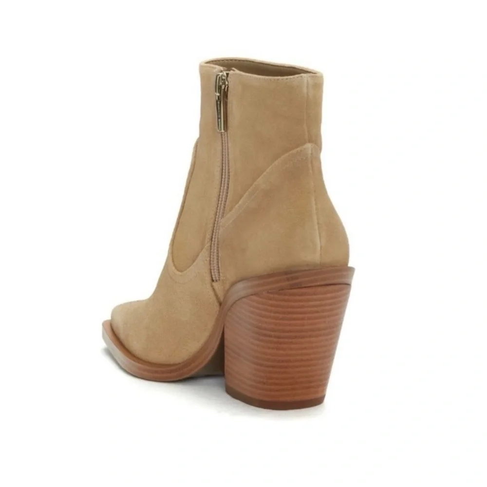 Vince Camuto Amtindo Tan Ankle Boots Worn Once Sueded Leather Side Zip Sz 6.5